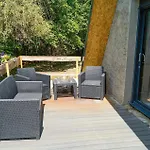 1 Bedroom Gorgeous In بيت للعطل