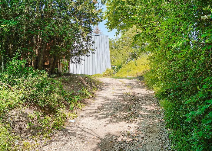 1 Bedroom Awesome In Prázdninový dům *