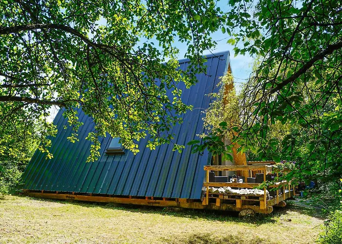 1 Bedroom Awesome In Prázdninový dům Bibiche