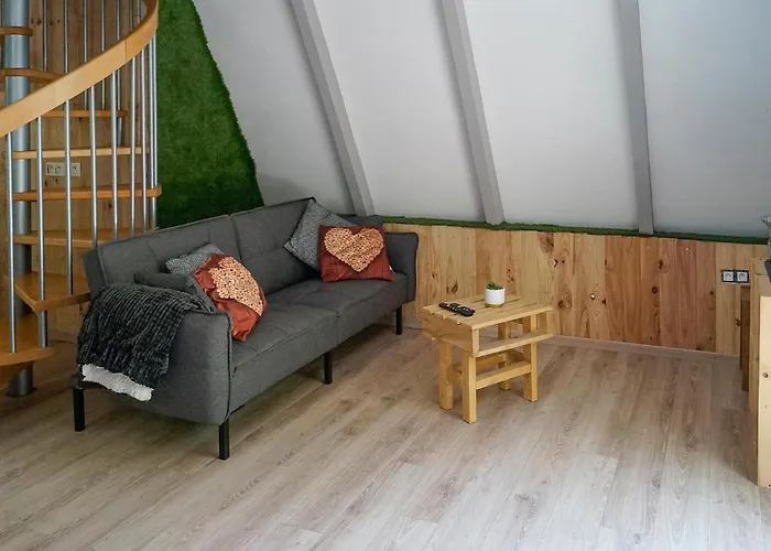 Prázdninový dům 1 Bedroom Awesome In Bibiche